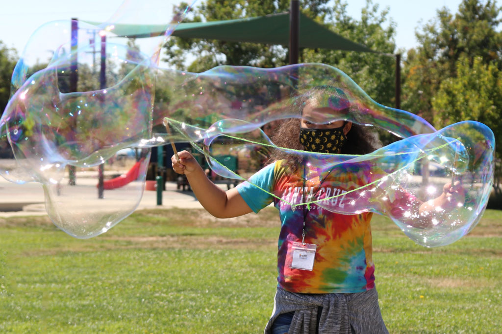 Physics of Giant Soap Bubbles